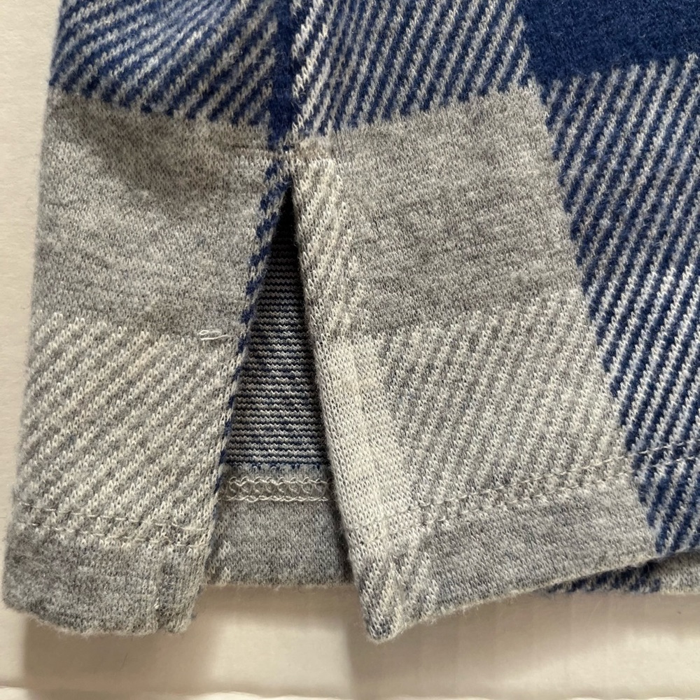 NWT Blue and Grey Plaid Top, Sz M - Picture 6 of 6